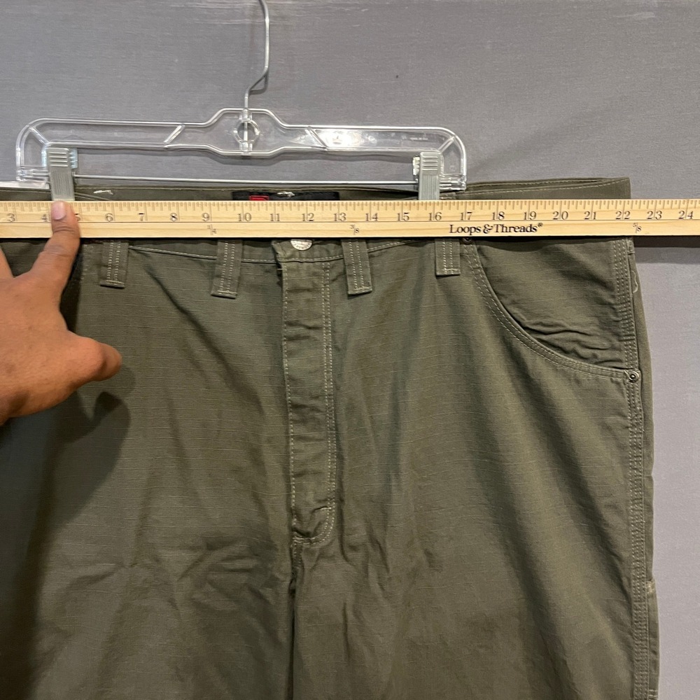 Wrangler Riggs Workwear Pants Mens 44x30 Green Ripstop Carpenter Utility 3W020LD - Picture 5 of 9
